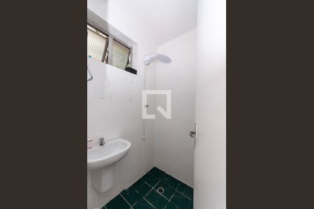 Casa à venda com 300m², 3 quartos e 2 vagas Casa à venda com 300m², 3 quartos e 2 vagasBanheiro do quarto Suíte de serviço