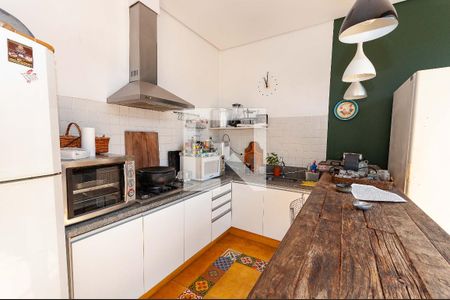 Casa à venda com 300m², 3 quartos e 2 vagas Casa à venda com 300m², 3 quartos e 2 vagasÁrea comum