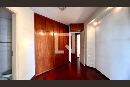 Apartamento à venda com 45m², 1 quarto e 1 vaga Apartamento à venda com 45m², 1 quarto e 1 vagaSuite