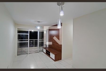 sala de apartamento para alugar com 2 quartos, 64m² em Pechincha, Rio de Janeiro