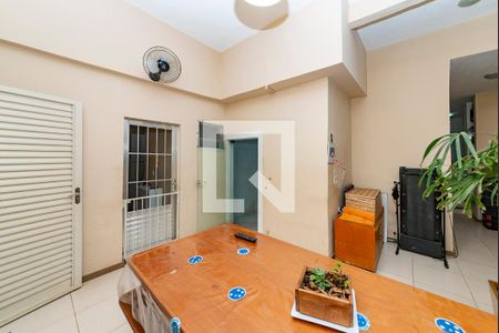 Casa à venda com 360m², 4 quartos e 1 vagaSala 4
