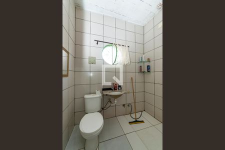 Casa à venda com 360m², 4 quartos e 1 vaga banheiro/Casa 2