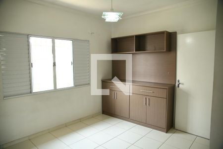 Casa à venda com 250m², 4 quartos e 4 vagasQuarto 2