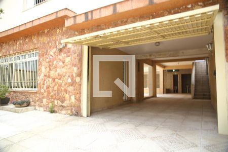 Casa à venda com 250m², 4 quartos e 4 vagasGaragem