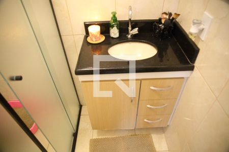 Apartamento à venda com 72m², 3 quartos e 2 vagasBanheiro 