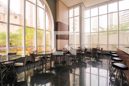 Apartamento à venda com 40m², 1 quarto e 1 vaga Apartamento à venda com 40m², 1 quarto e 1 vagaÁrea comum - Salão de festas