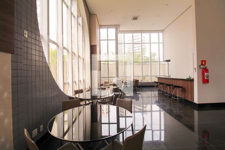 Apartamento à venda com 40m², 1 quarto e 1 vaga Apartamento à venda com 40m², 1 quarto e 1 vagaÁrea comum - Salão de festas