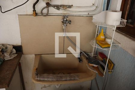 Casa à venda com 138m², 2 quartos e 3 vagasArea Gourmet e Area de Serviço 