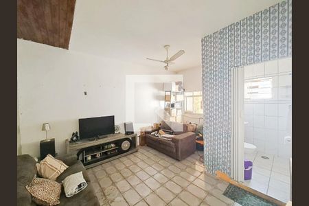 Casa à venda com 138m², 2 quartos e 3 vagasEdícula