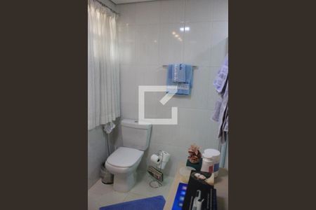 Apartamento à venda com 165m², 3 quartos e 3 vagasBanheiro da Suíte 2