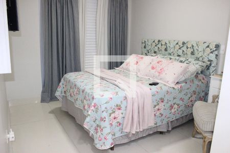 Apartamento à venda com 165m², 3 quartos e 3 vagasSuíte 2