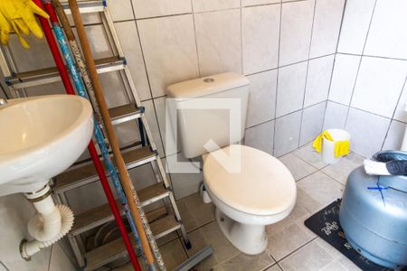 Casa para alugar com 132m², 3 quartos e 2 vagasBanheiro de Serviço