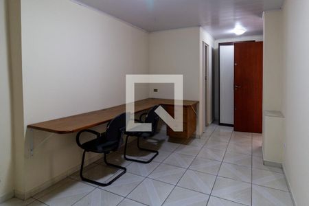 Casa para alugar com 132m², 3 quartos e 2 vagasSuite
