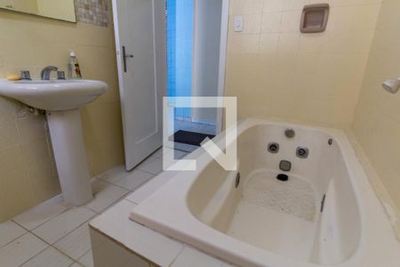 Casa para alugar com 132m², 3 quartos e 2 vagasBanheiro