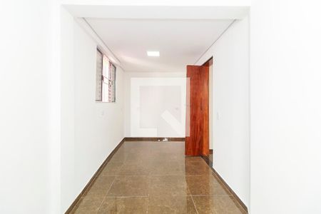 Quarto 1 de casa para alugar com 2 quartos, 80m² em Jardim Sao Luiz, São Paulo
