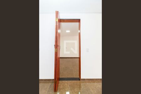 Quarto 1 de casa para alugar com 2 quartos, 80m² em Jardim Sao Luiz, São Paulo