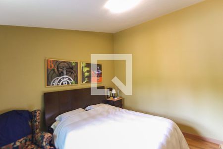 Casa à venda com 300m², 4 quartos e 2 vagasQuarto 1