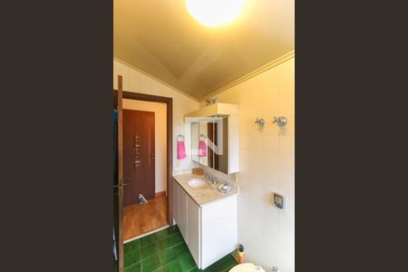 Casa à venda com 300m², 4 quartos e 2 vagasBanheiro do Quarto 2