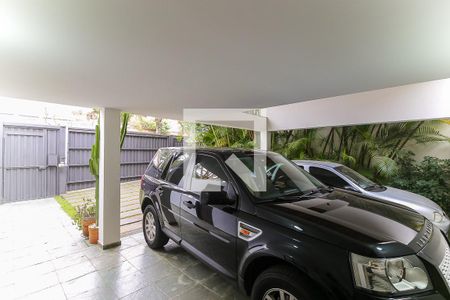 Casa à venda com 300m², 4 quartos e 2 vagasGaragem