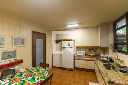 Casa à venda com 300m², 4 quartos e 2 vagasCozinha