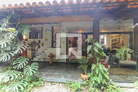 Casa à venda com 300m², 4 quartos e 2 vagasVaranda da Sala