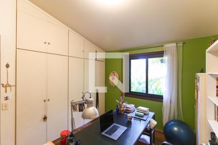 Casa à venda com 300m², 4 quartos e 2 vagasQuarto 4