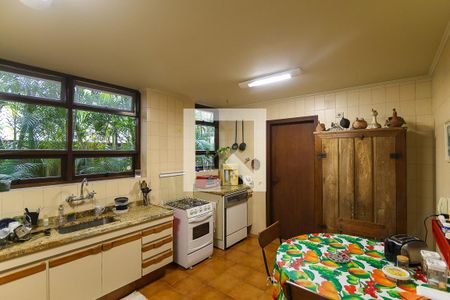 Casa à venda com 300m², 4 quartos e 2 vagasCozinha