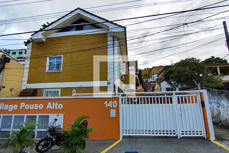 Casa à venda com 108m², 3 quartos e 1 vagaFachada