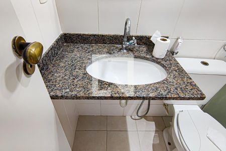 Casa à venda com 108m², 3 quartos e 1 vagaBanheiro Social