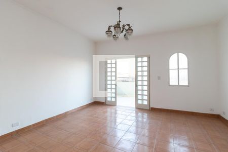 Casa à venda com 141m², 2 quartos e 2 vagasSala de Estar