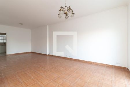 Casa à venda com 141m², 2 quartos e 2 vagasSala de Estar