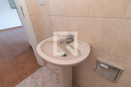 Casa à venda com 141m², 2 quartos e 2 vagasLavabo