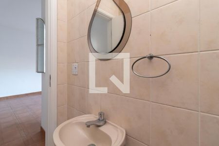 Casa à venda com 141m², 2 quartos e 2 vagasLavabo