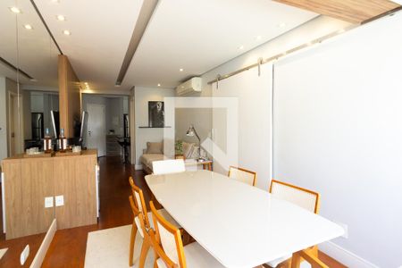 Sala de apartamento para alugar com 2 quartos, 69m² em Indianópolis, São Paulo