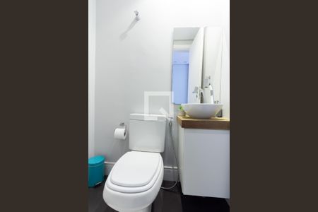 Lavabo de apartamento para alugar com 2 quartos, 69m² em Indianópolis, São Paulo