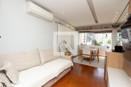 Sala de apartamento para alugar com 2 quartos, 69m² em Indianópolis, São Paulo