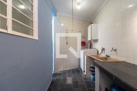 Casa para alugar com 240m², 3 quartos e 4 vagasÁrea de Serviço