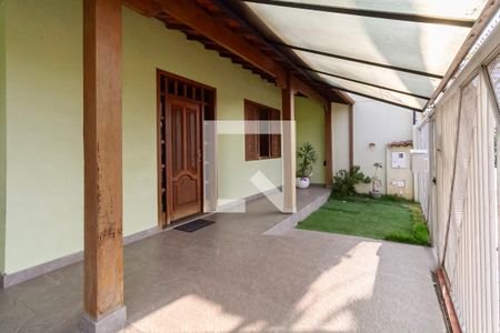 Casa à venda com 365m², 4 quartos e 2 vagasVaranda