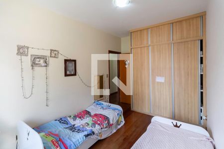 Casa à venda com 365m², 4 quartos e 2 vagasQuarto 2