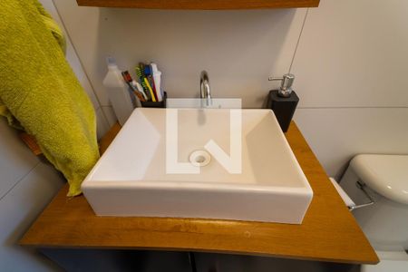 Apartamento à venda com 50m², 2 quartos e sem vaga Apartamento à venda com 50m², 2 quartos e sem vagaBanheiro