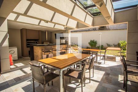 Apartamento à venda com 69m², 2 quartos e 1 vagaÁrea comum - Churrasqueira