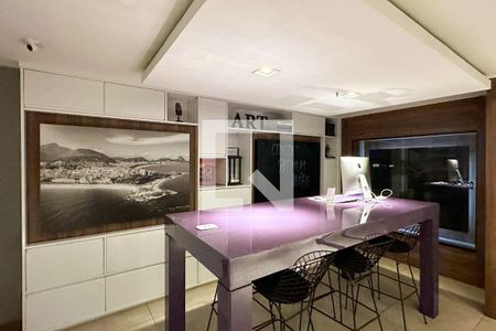 Apartamento à venda com 45m², 1 quarto e 1 vagaEntrada