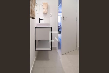 Studio para alugar com 30m², 1 quarto e sem vaga Studio para alugar com 30m², 1 quarto e sem vagaBanheiro