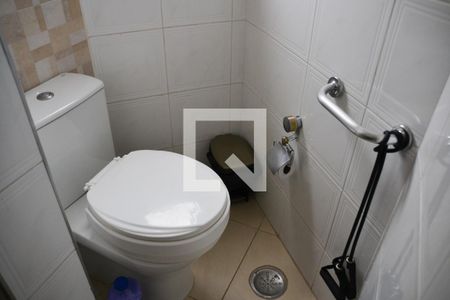 Apartamento à venda com 120m², 3 quartos e 2 vagas Apartamento à venda com 120m², 3 quartos e 2 vagasBanheiro