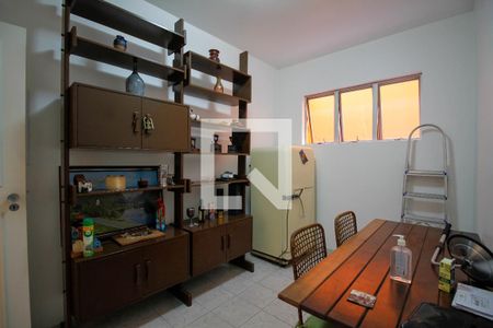 Casa à venda com 237m², 3 quartos e 1 vagaCopa