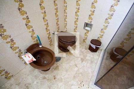 Casa à venda com 237m², 3 quartos e 1 vagaBanheiro da Suíte