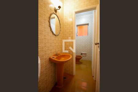 Casa à venda com 237m², 3 quartos e 1 vagaLavabo