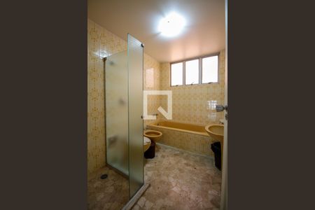 Casa à venda com 237m², 3 quartos e 1 vagaBanheiro Social