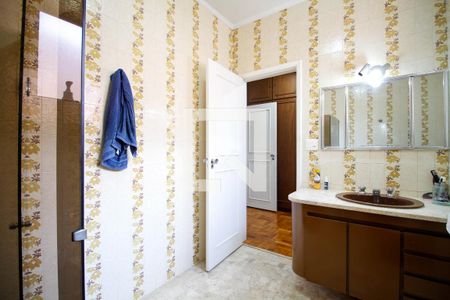 Casa à venda com 237m², 3 quartos e 1 vagaBanheiro da Suíte