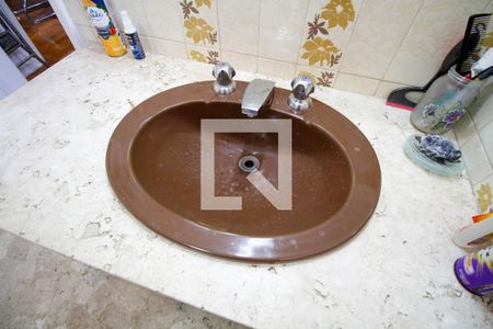 Casa à venda com 237m², 3 quartos e 1 vagaBanheiro da Suíte